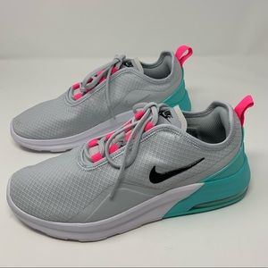 NIKE AIR MAX Motion 2 Running Shoes 9